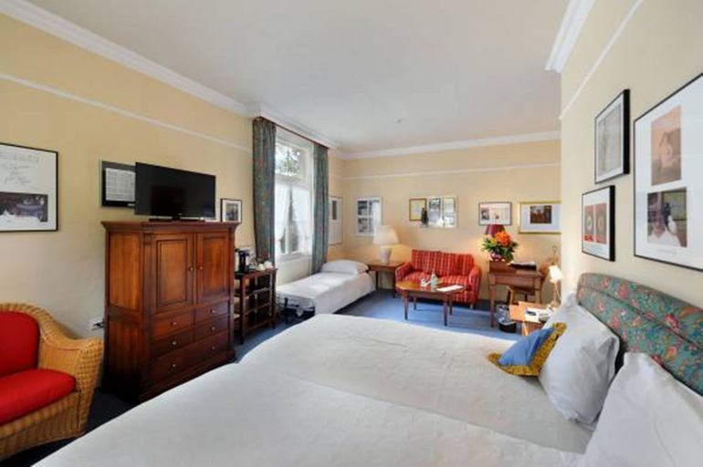 Bedroom 23