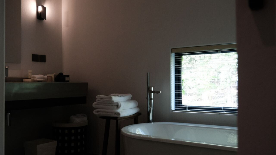 Bathroom 5, Resun Resort Hotel Yixing, Wuxi