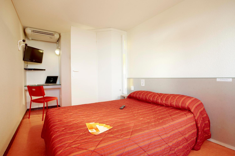 Bedroom 9