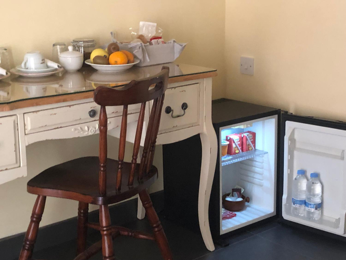 Others 4, Gmiel in-Natura B&B