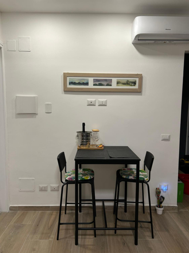 Others 3, B&B Regina 381, Messina