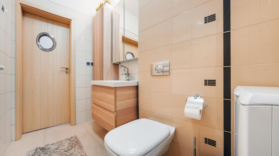 Bathroom 2, Baltic Pearl Sopot Residence by Noclegi Renters, Sopot