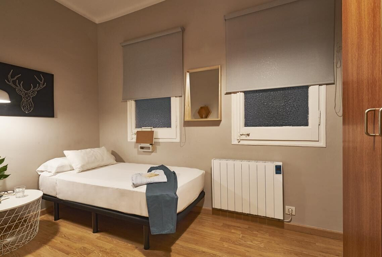 Bedroom 3, BeBarceloner Francesc Macia Apartments, Barcelona