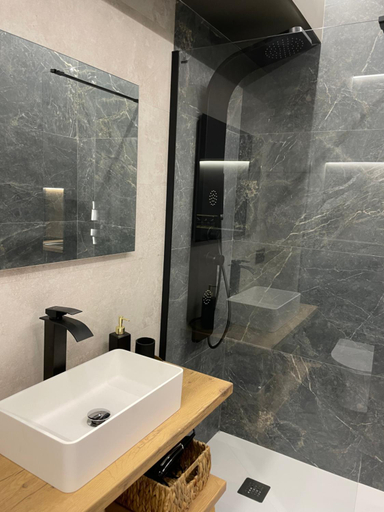 Bathroom 2, Plaza Mayor de Salamanca Apartamentos para grupos, Salamanca