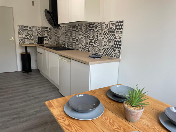 Dining Room 10