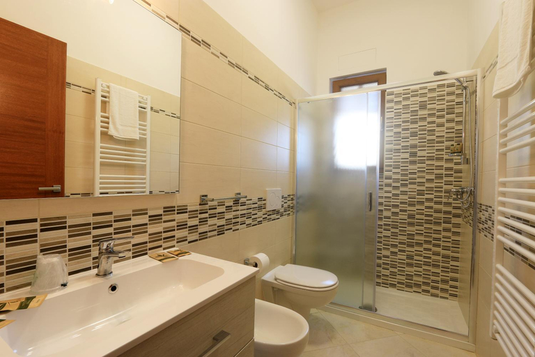 Bathroom 3, B&B Adriana, Salento autentico, Lecce