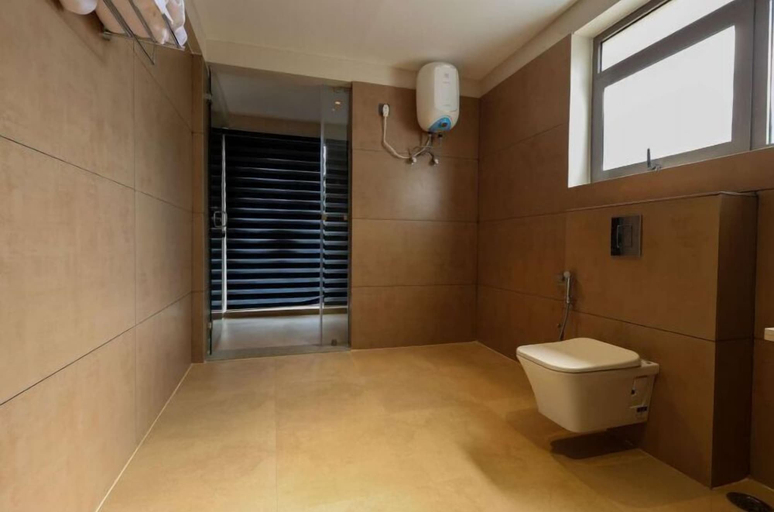 Bathroom, The Zims Luxor Resort, Chikmagalur