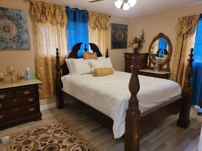 Bedroom 2, Oak Haven - Savannah Gateway, Chatham