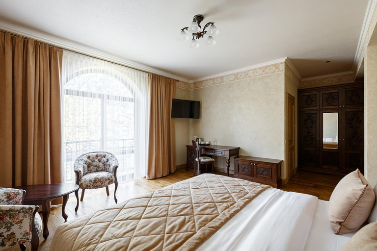Bedroom, GANZ Hotel & Spa, Ivano-Frankivs'ka
