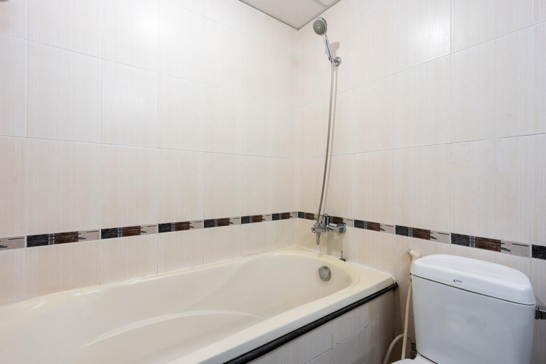 Bathroom 26