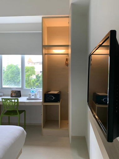Bedroom 12