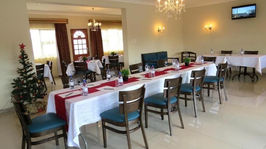 Food & Drinks 5, Tribute Guest House Matala