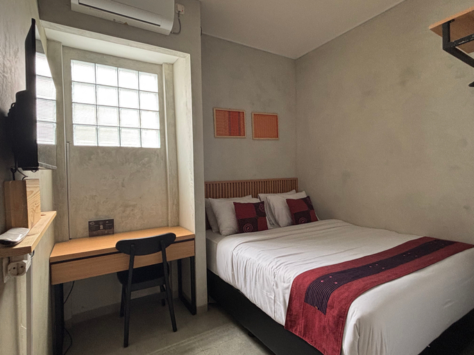 Bedroom 9