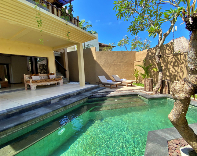 Swimming Pool 1