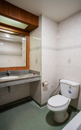 Bathroom 1