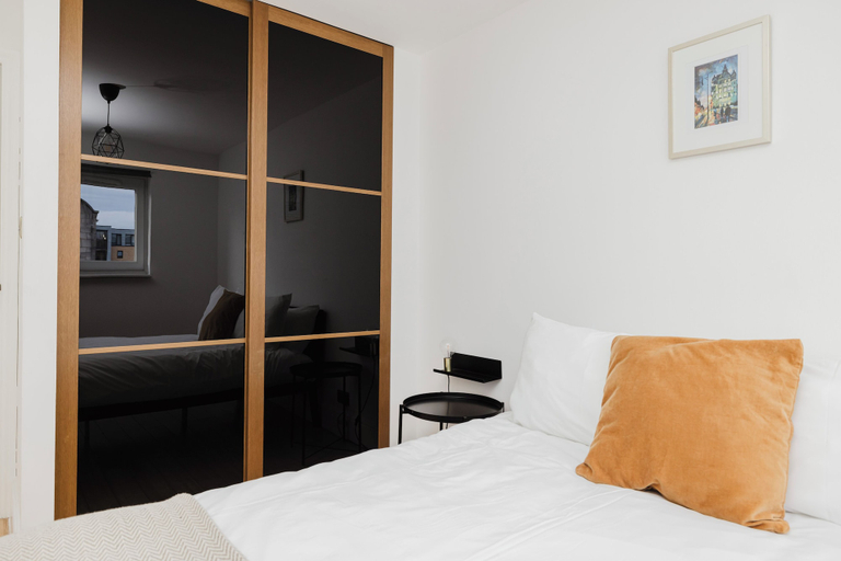 Bedroom 2, Welcoming 1BR flat near Park, Edinburgh