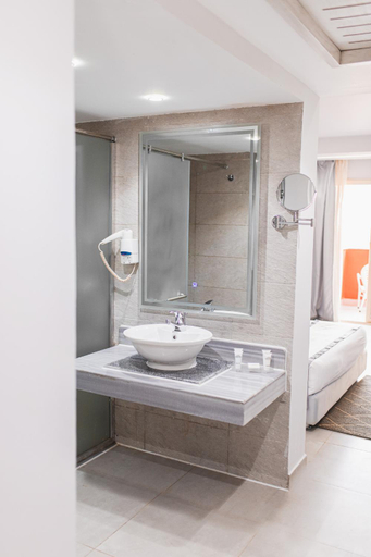 Bathroom 4, Titanic Beach - Families and Couples only, Safaja