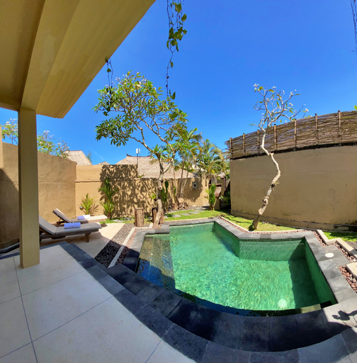 Swimming Pool 7