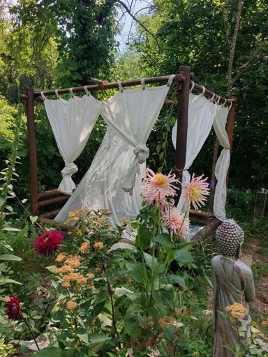 Others 5, Chambres d'hotes dans Mas avec jardin en bord de riviere, Gard