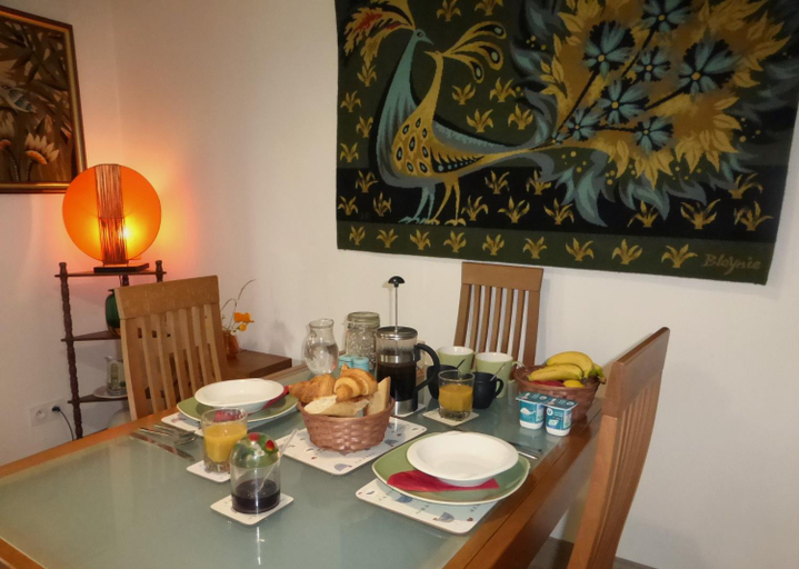 Others 4, Chez Kate, Vienne
