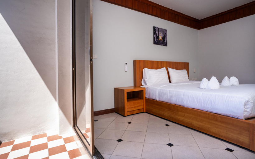 Bedroom 14