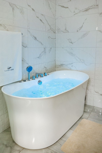 Bathroom 4, Platinum Lodge, Boane