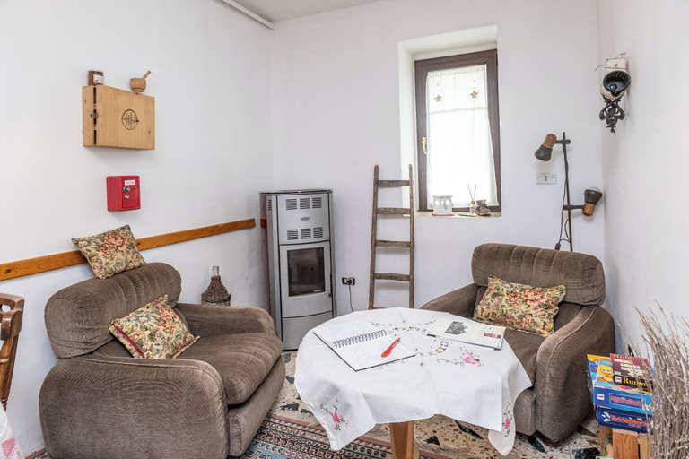 Others 5, Casa Della Nonna, Enna