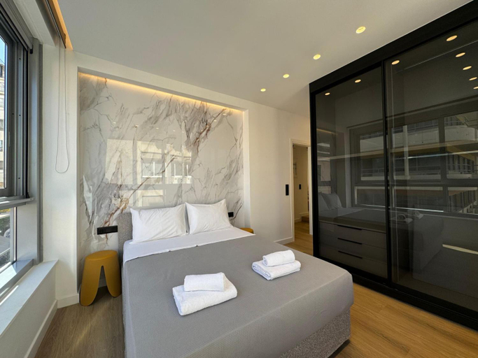 Others 2, PortStay - Complex N71, Attica