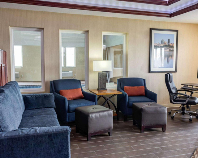 Public Area, Comfort Inn Kearney - Liberty, Kansas City