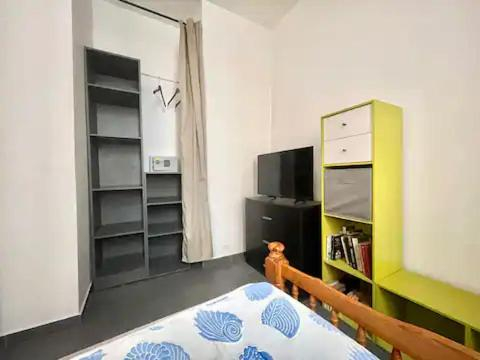 3, C MARSEILLE B&B, Bouches-du-Rhône