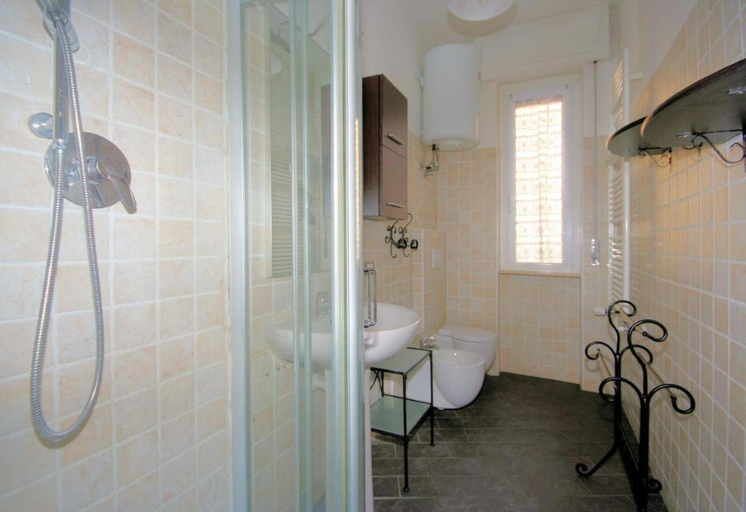 Others 5, Vittorio Veneto 9, Savona