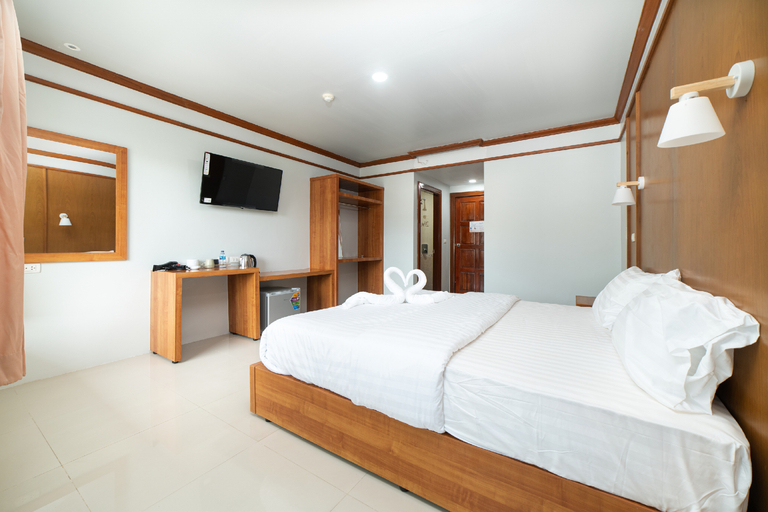 Bedroom 6