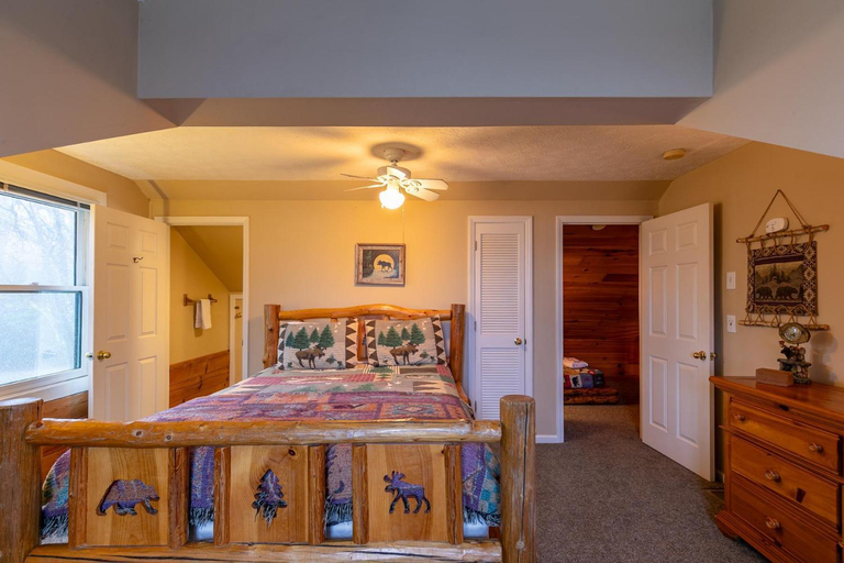 Bedroom 3, Scooby Shack, Watauga