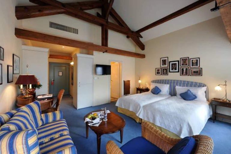 Bedroom 24