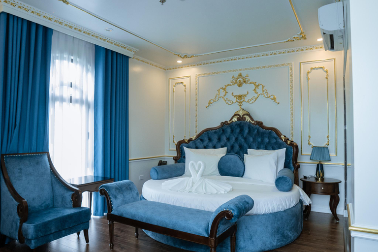 Bedroom 9
