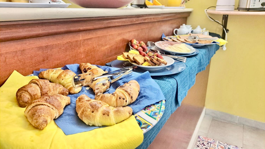 Others 2, MariMare Bed and Breakfast, Ragusa