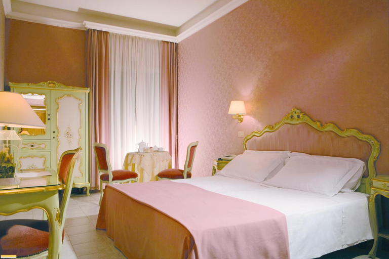 Bedroom 3, Romulus Hotel, Rome