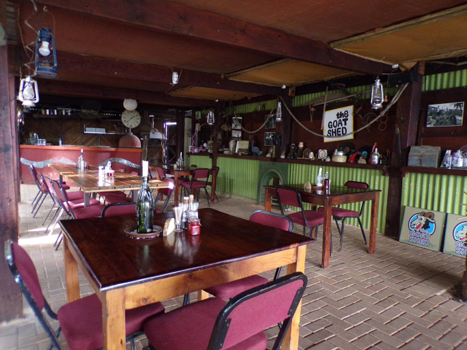 Food & Drinks 4, Woodlands Cottages & Camping, Cacadu