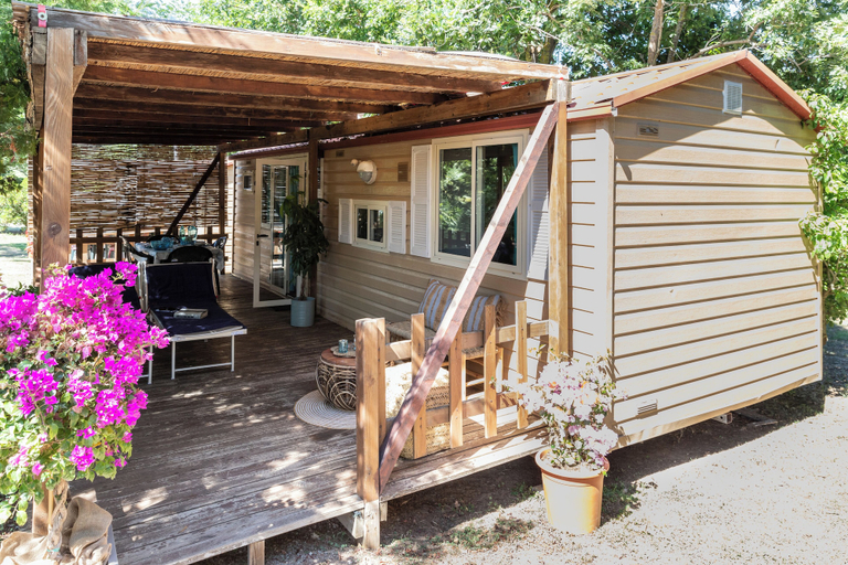 Exterior & Views 2, Glamping immerso nel verde, Livorno
