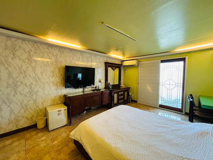 Others 3, Top Motel, Suncheon
