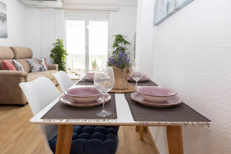 Facilities 3, Apartamento RIO, Alicante