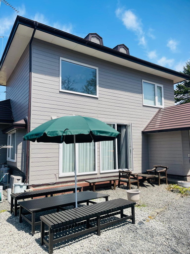 Minpaku JOYFUL - Log house with natural hot spring, Shiraoi