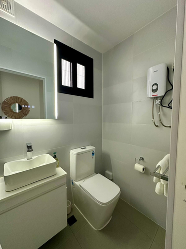 Bathroom 3, Selah Fiji, Ba