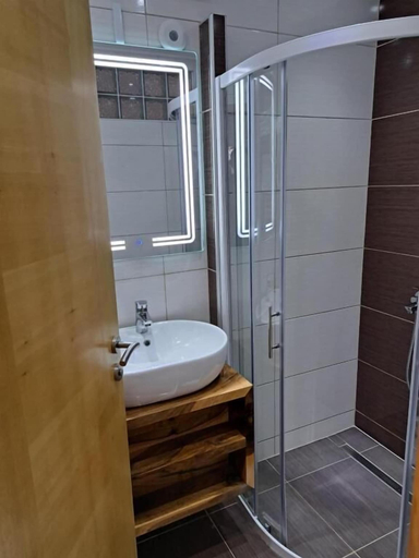 Bathroom 4, Lake House Plitvice, Plitvička Jezera