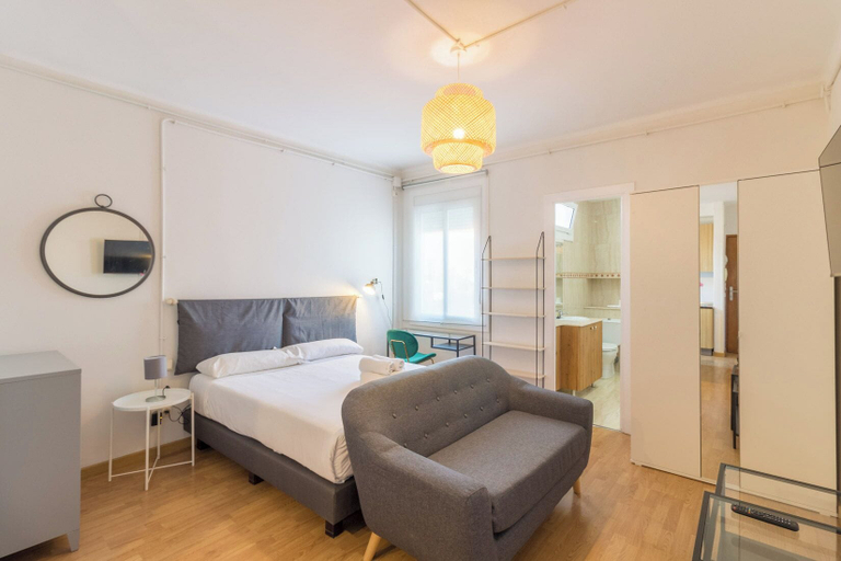 Bedroom 3, BeBarceloner Sant Andreu Apartments, Barcelona