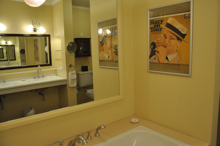 Bathroom 2