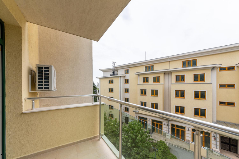 Others 4, Studios in Sveta Elena complex with mineral pool, Varna