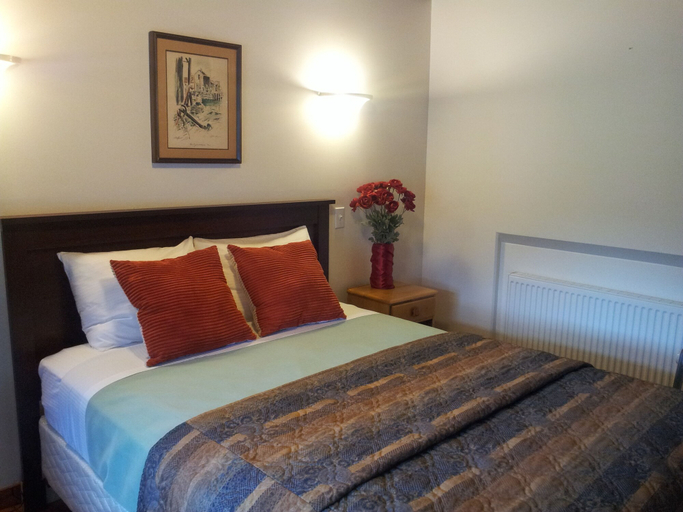 Bedroom 3, Campbell River Lodge by Riverside, Comox-Strathcona