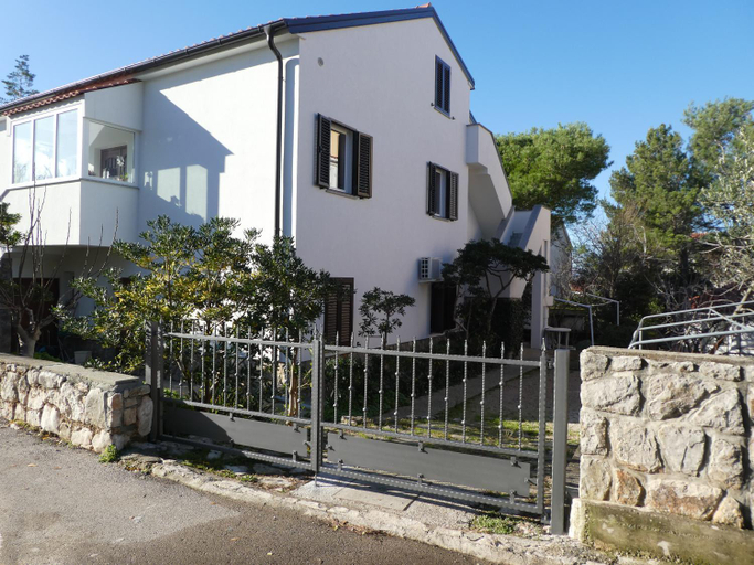 Others 4, Apartments Milenka, Punat