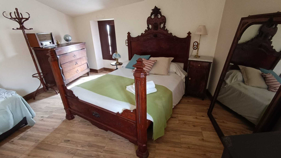 Bedroom 2, Can Barrina Ventallo, Girona